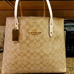 Coach tote